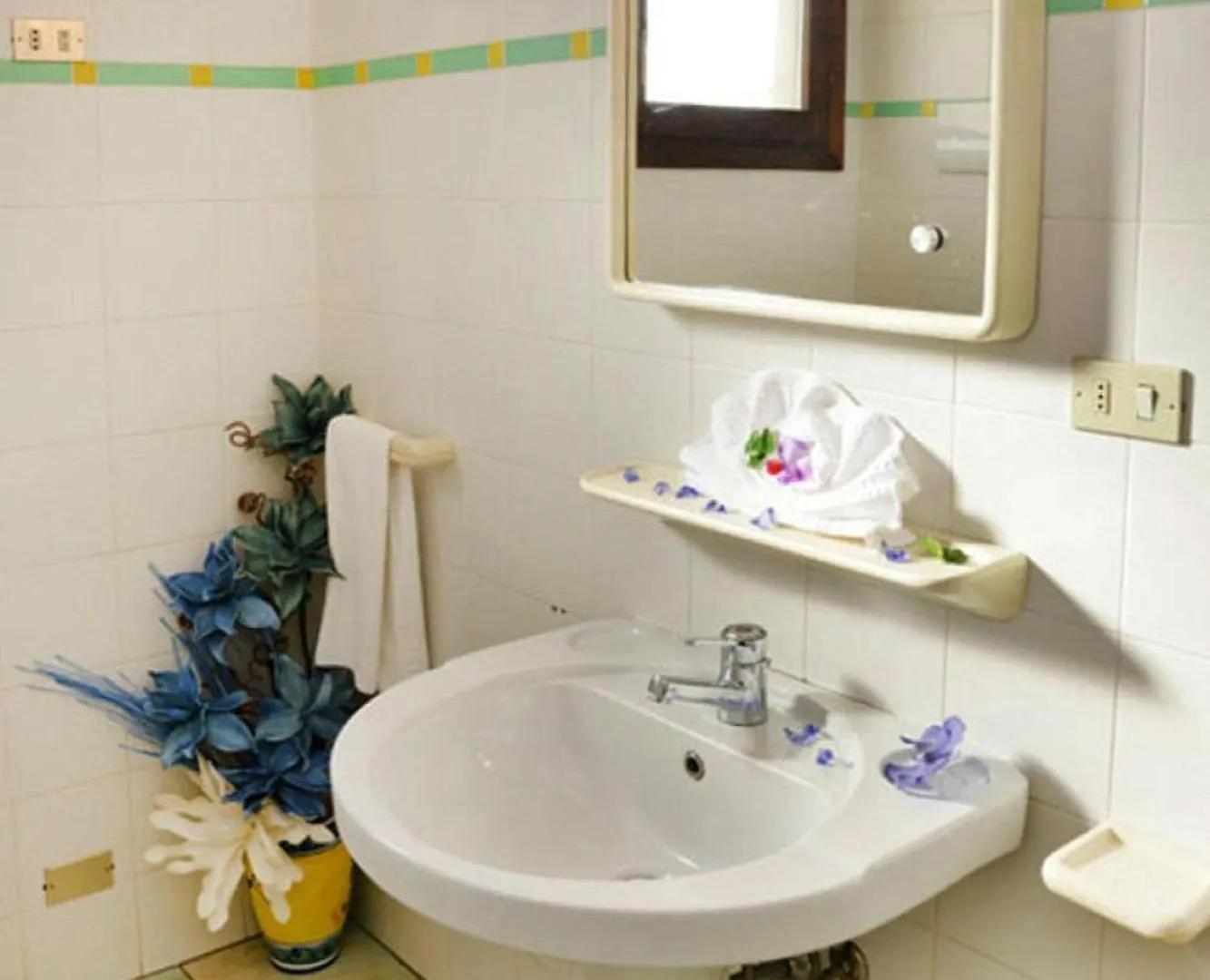 Apartment In Cannigione With Sea View